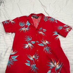 Vintage shirt - short sleeve - red button down floral Hawaiian print - unisex